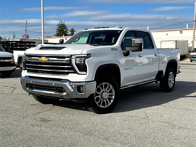 2024 Chevrolet Silverado 2500HD LTZ - Photo 2