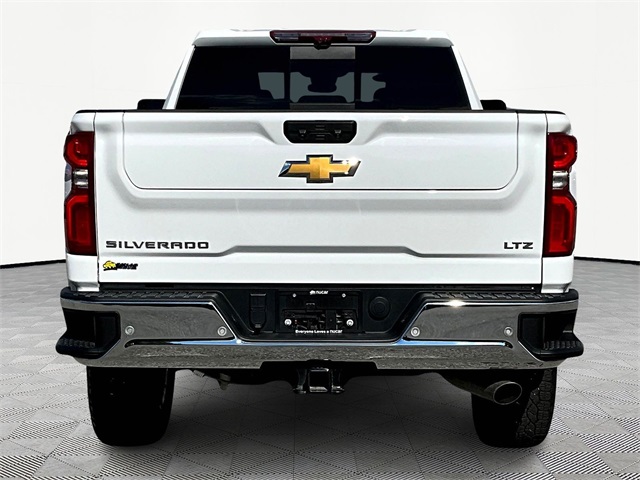 2024 Chevrolet Silverado 2500HD LTZ - Photo 5