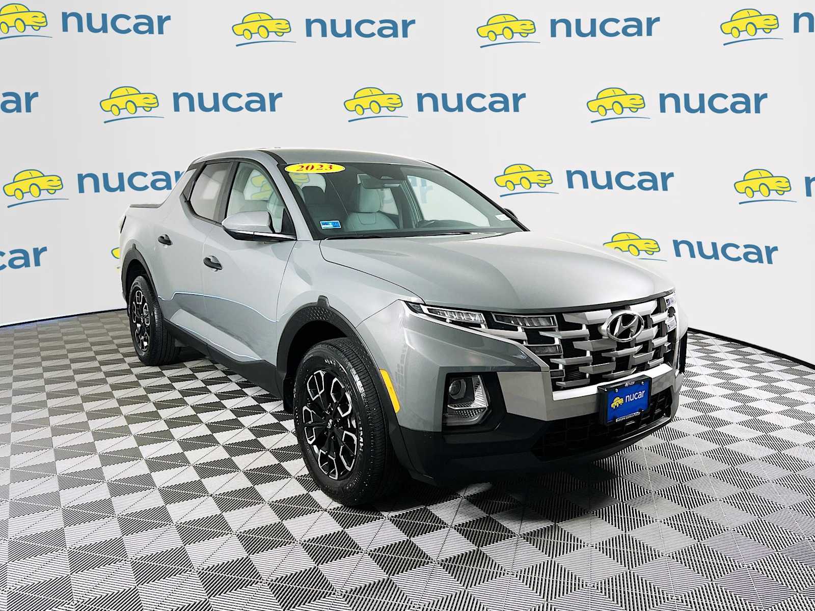 2023 Hyundai Santa Cruz SE - Photo 1