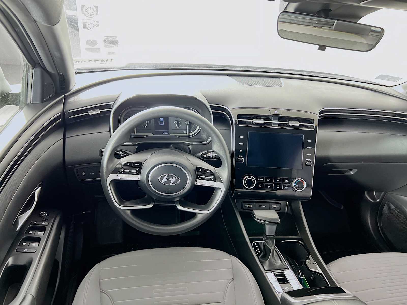 2023 Hyundai Santa Cruz SE - Photo 21