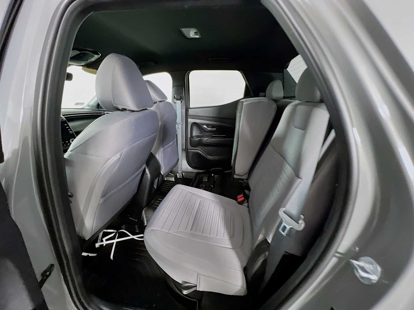 2023 Hyundai Santa Cruz SE - Photo 23
