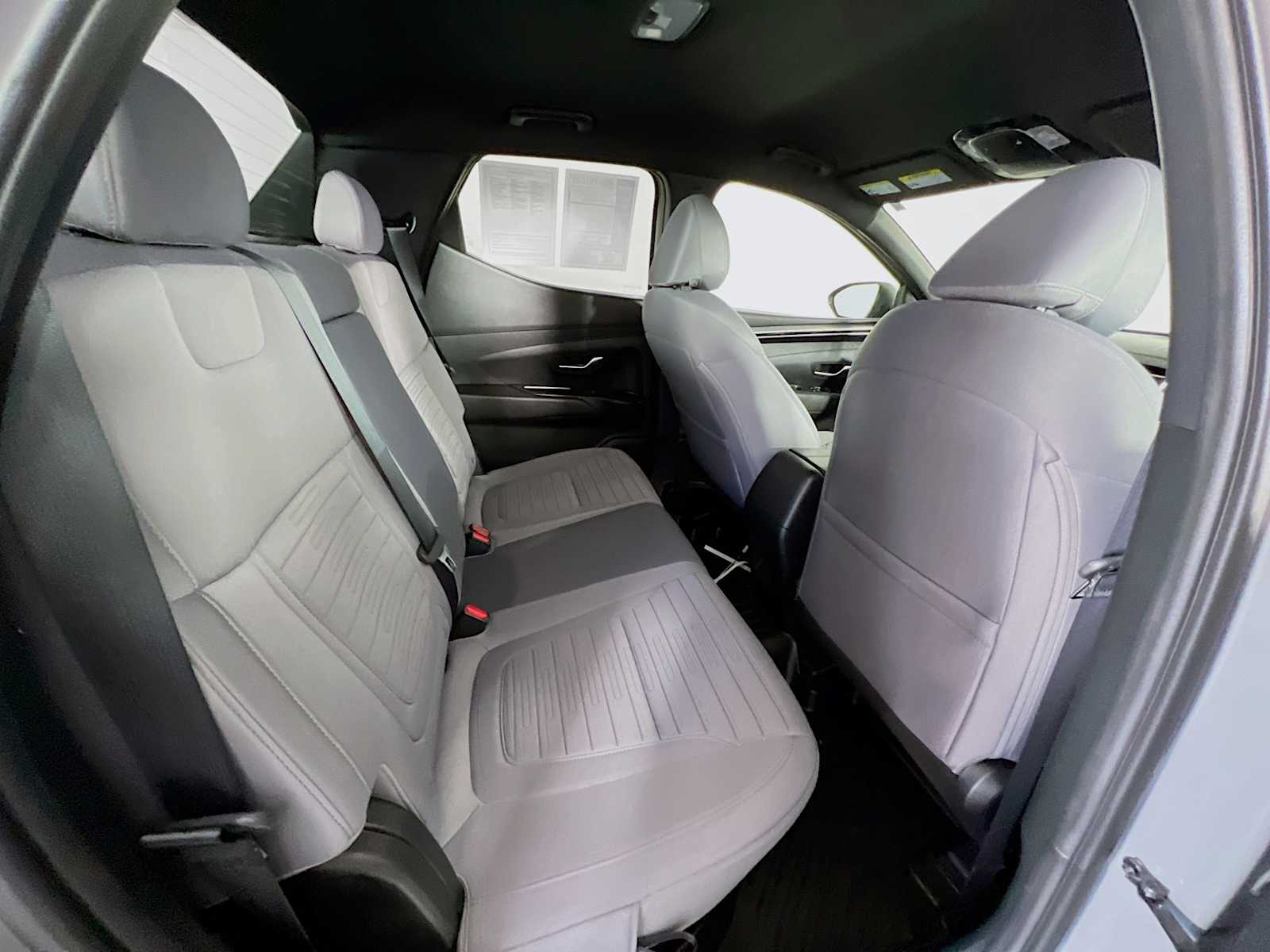 2023 Hyundai Santa Cruz SE - Photo 25