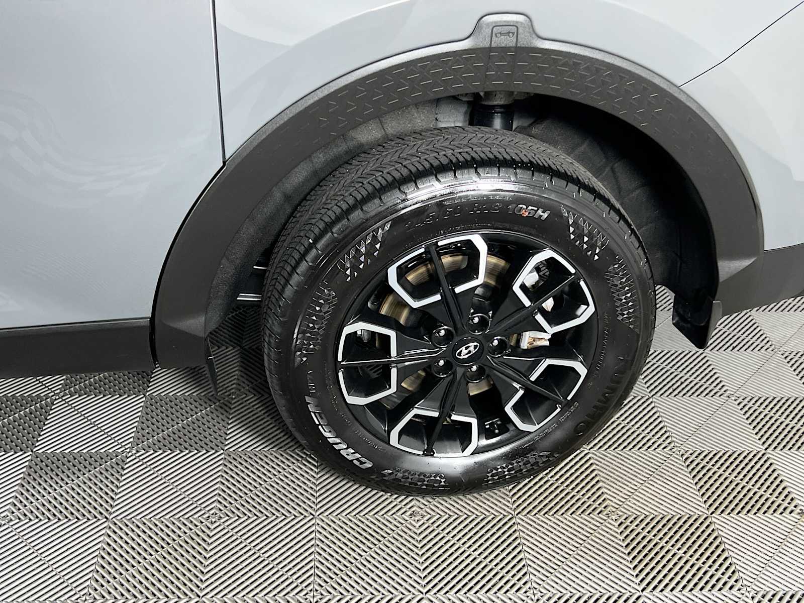 2023 Hyundai Santa Cruz SE - Photo 29
