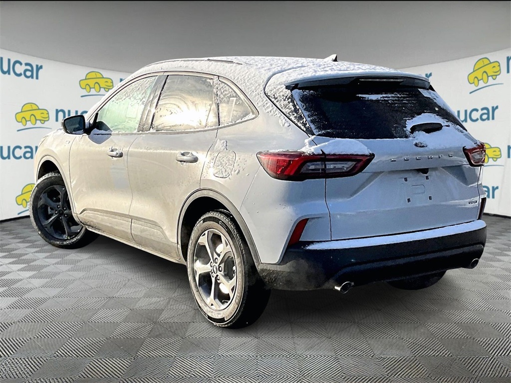 2026 Ford Escape ST-Line - Photo 4