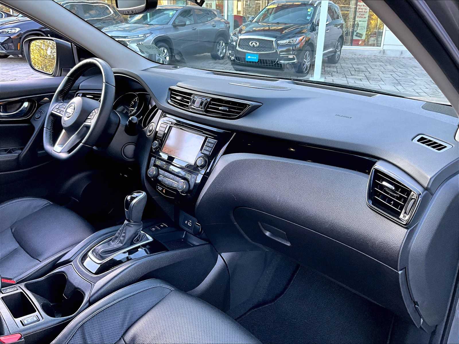 2021 Nissan Rogue Sport SL - Photo 14