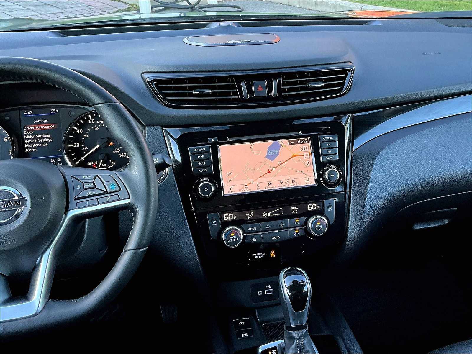 2021 Nissan Rogue Sport SL - Photo 18