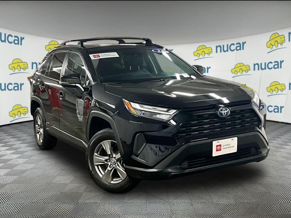 2024 Toyota RAV4 Hybrid XLE