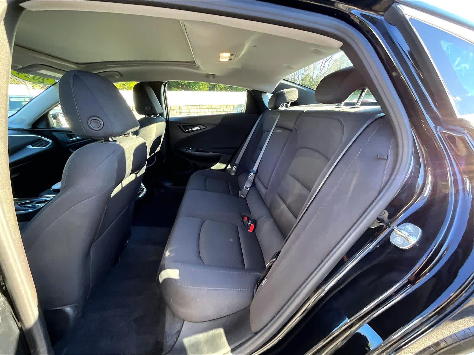 2024 Chevrolet Malibu LT - Photo 15