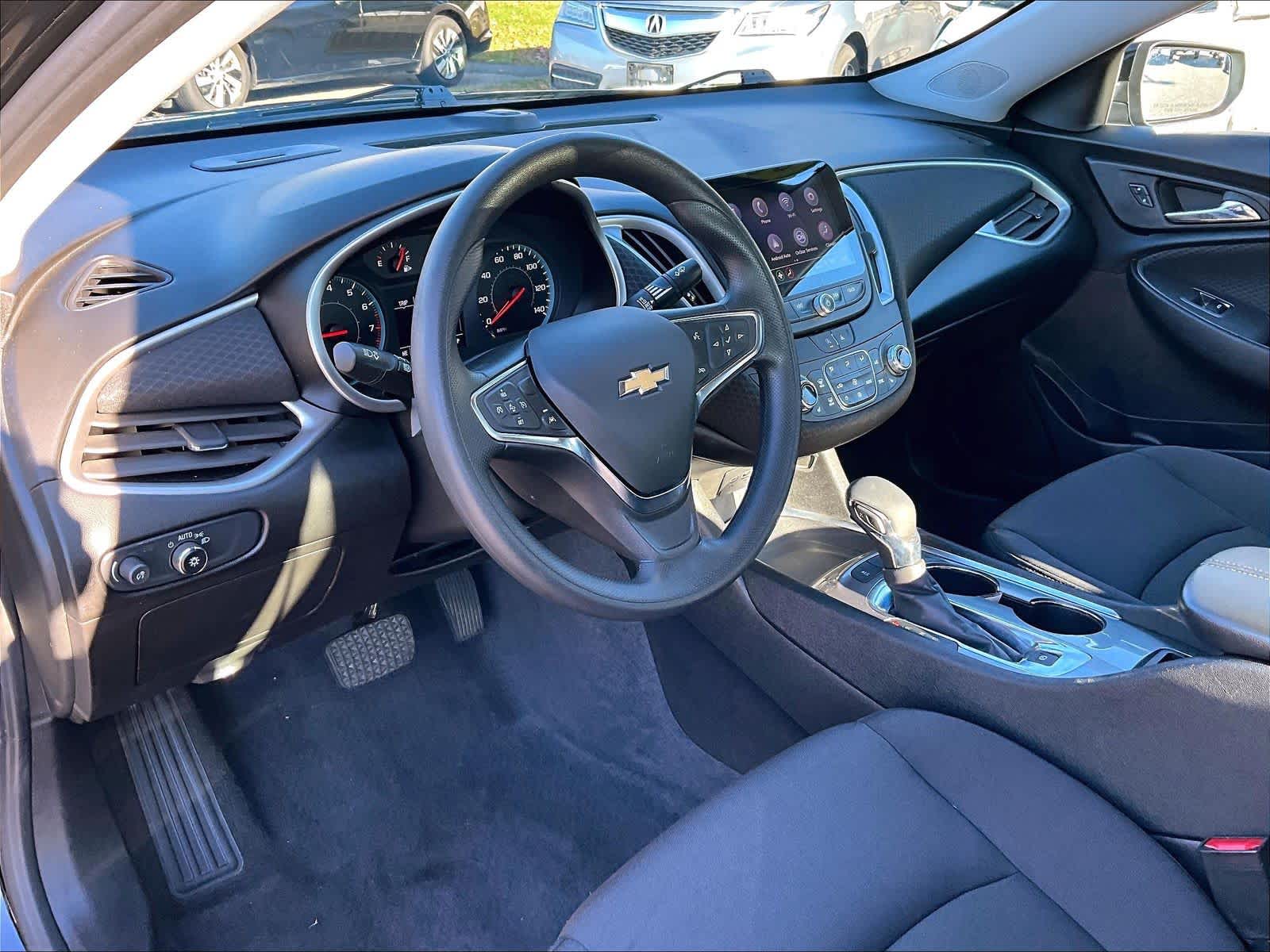 2024 Chevrolet Malibu LT - Photo 8