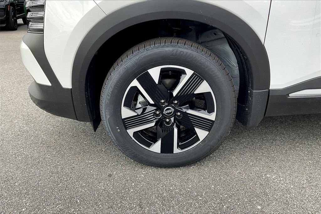 2025 Nissan Kicks SV - Photo 8