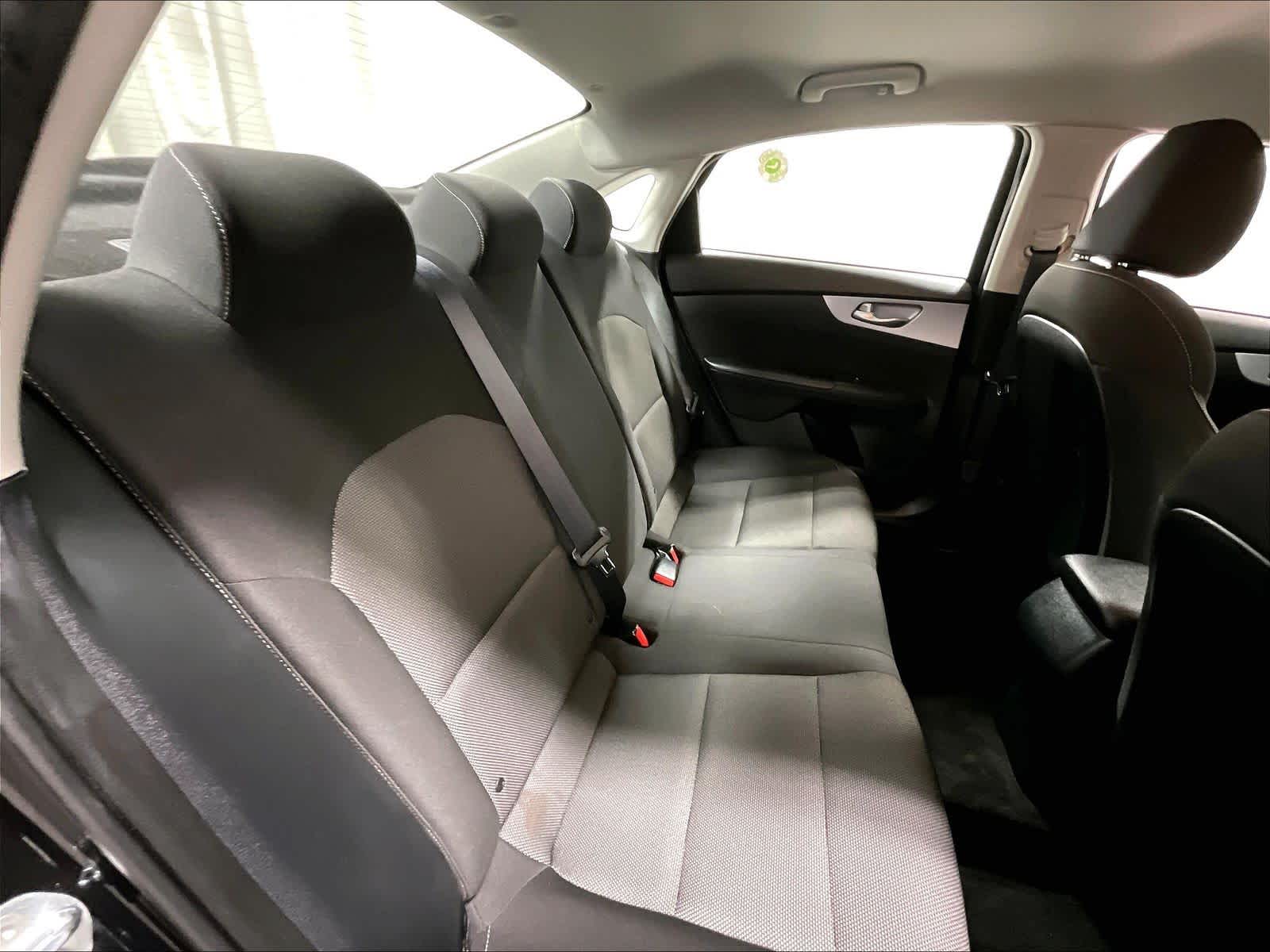 2023 Kia Forte LXS - Photo 16