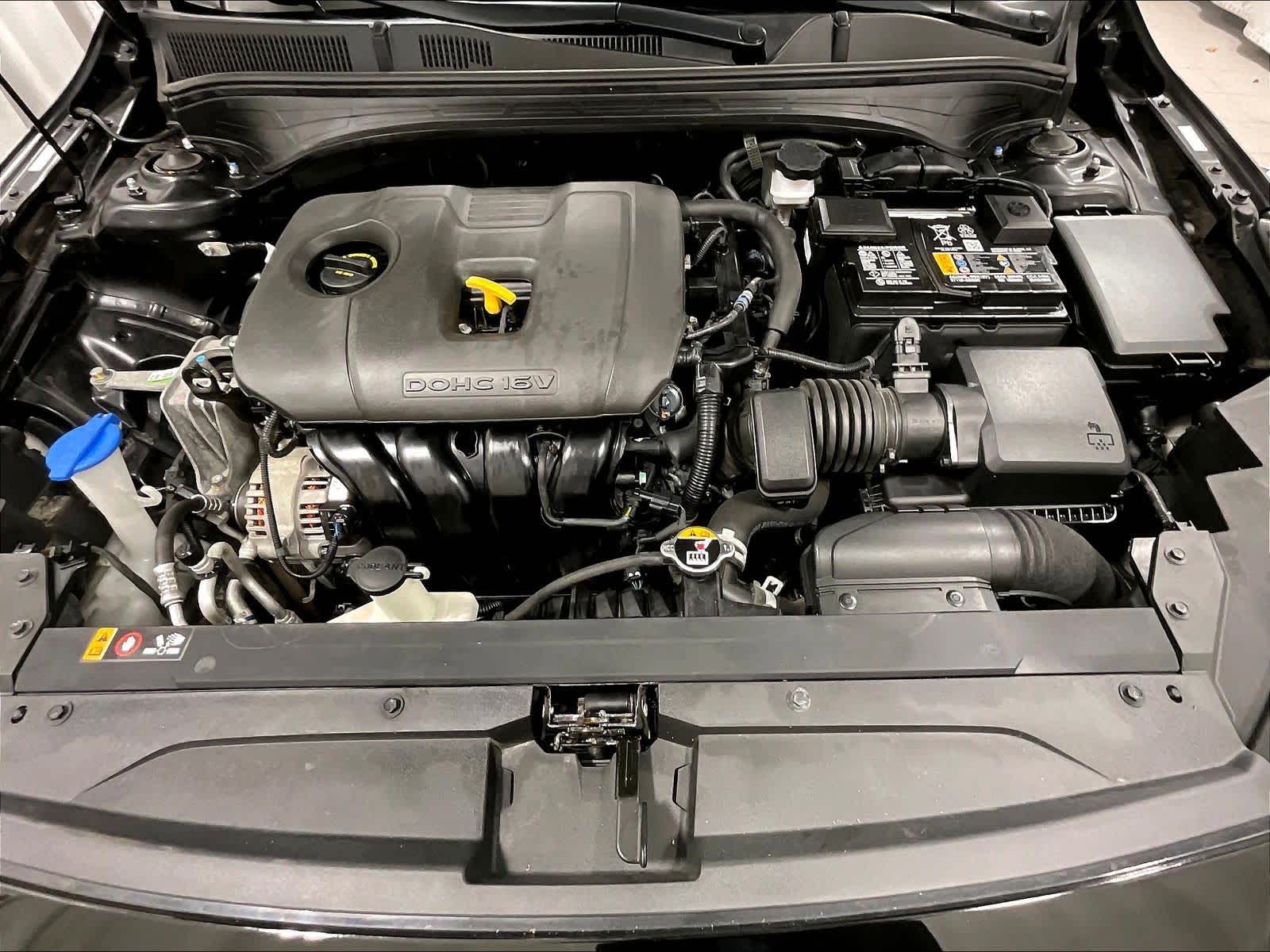 2023 Kia Forte LXS - Photo 29