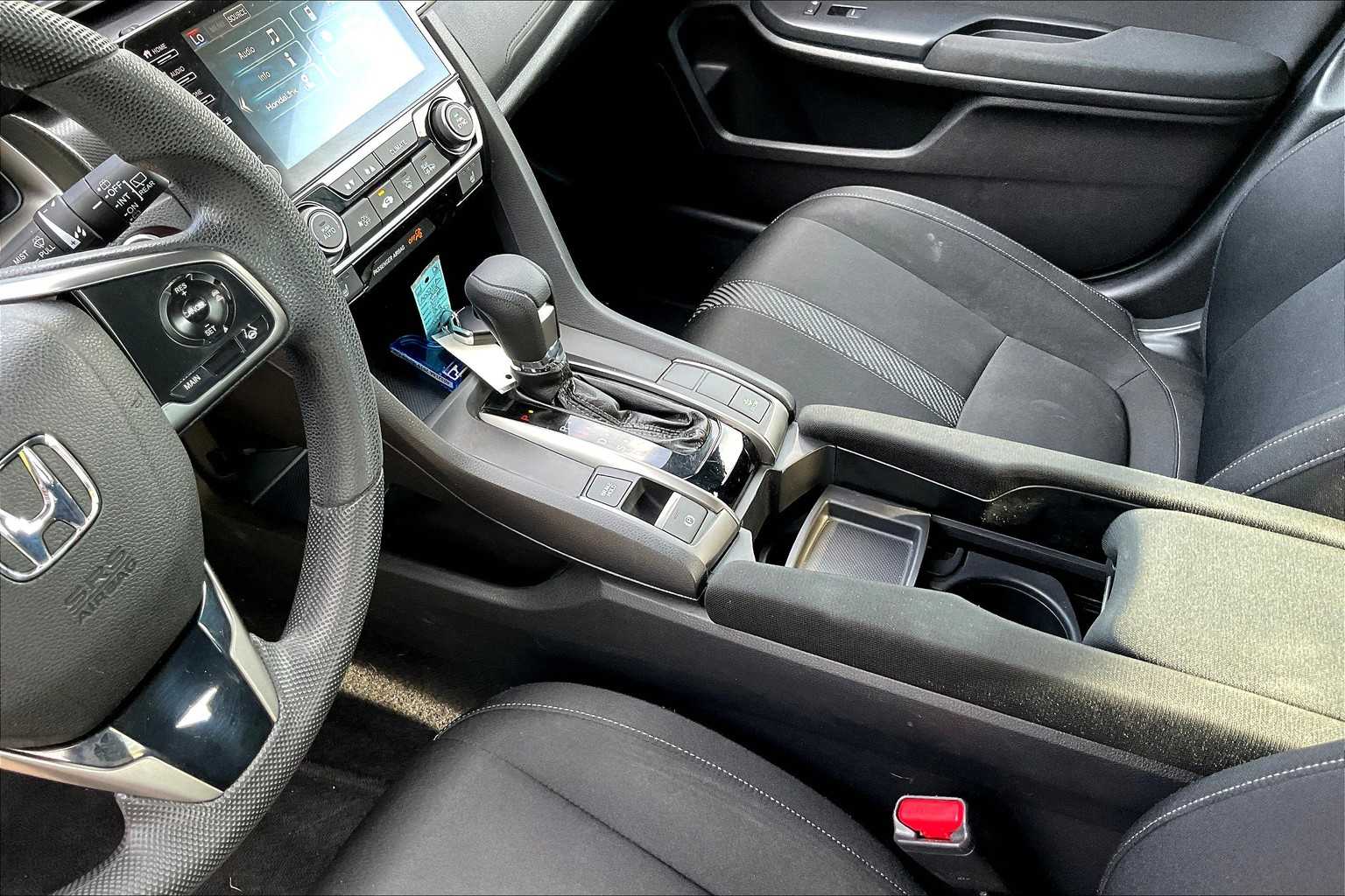 2019 Honda Civic Hatchback EX - Photo 33