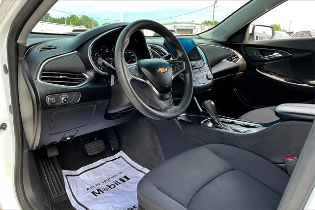 2019 Chevrolet Malibu LT - Photo 8