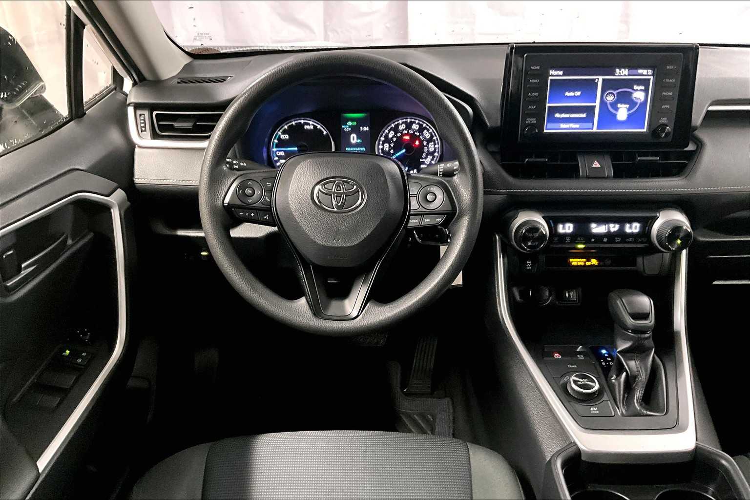 2019 Toyota RAV4 Hybrid LE - Photo 17