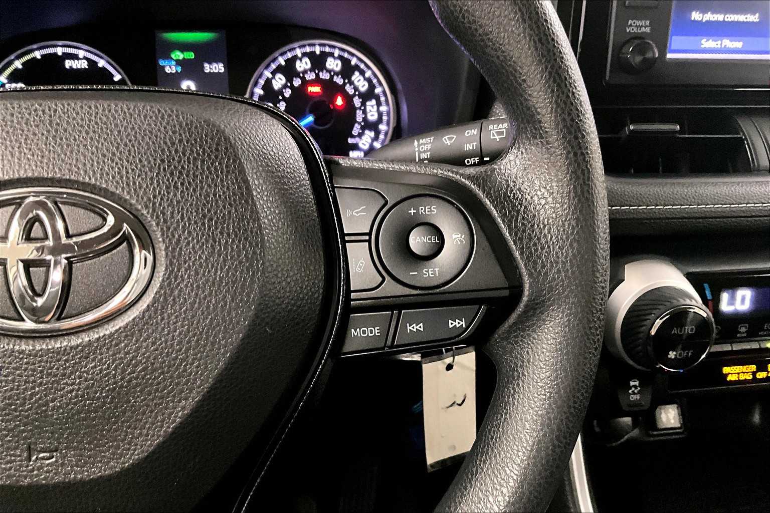 2019 Toyota RAV4 Hybrid LE - Photo 23