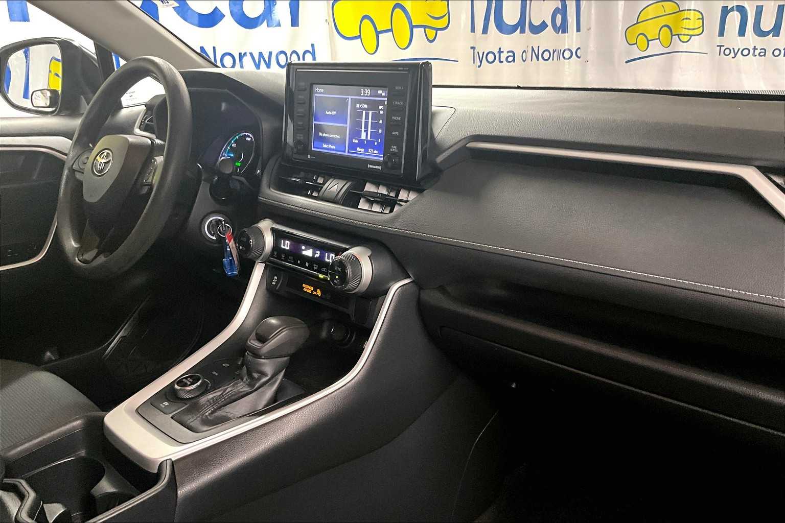 2021 Toyota RAV4 Hybrid LE - Photo 14