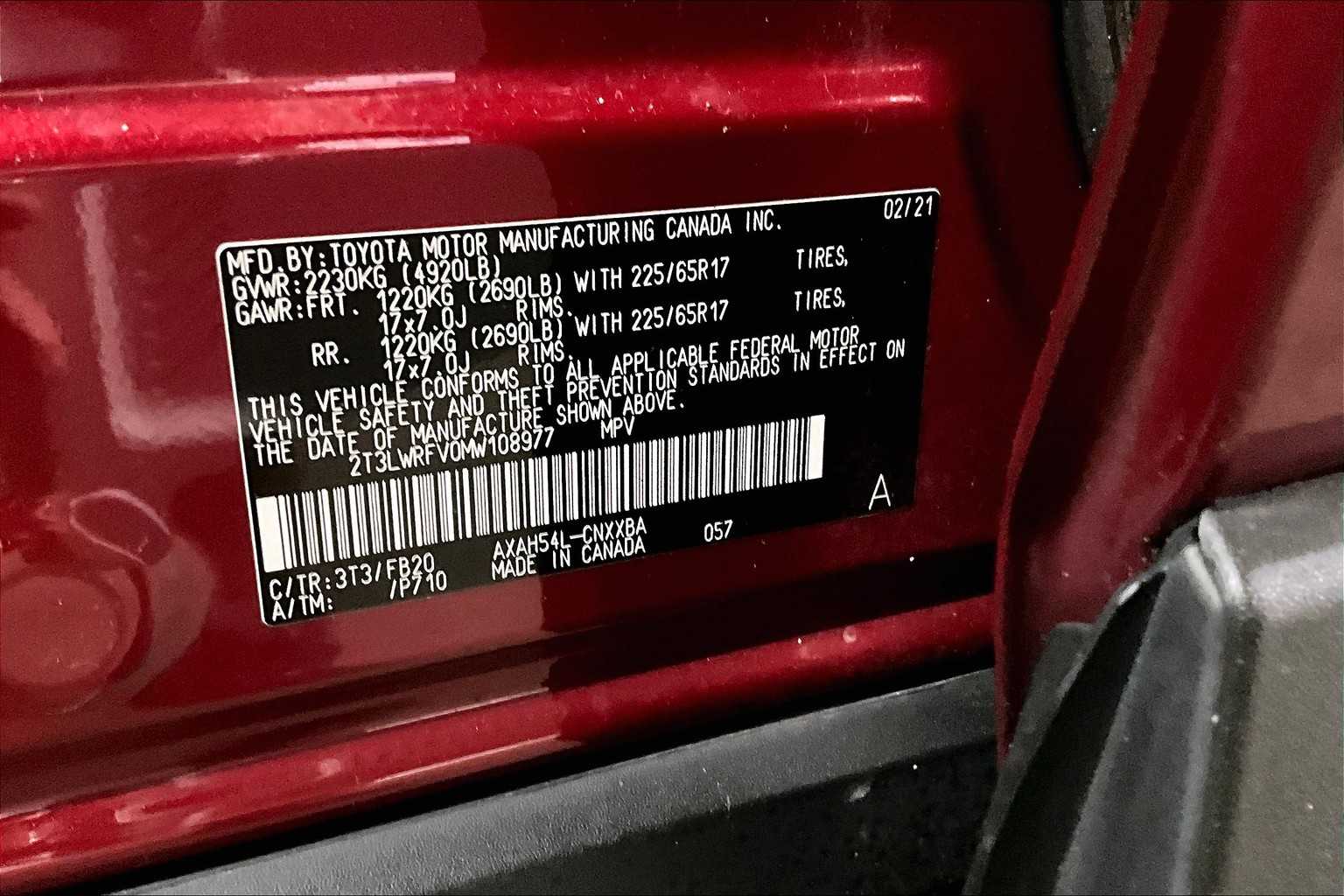 2021 Toyota RAV4 Hybrid LE - Photo 34