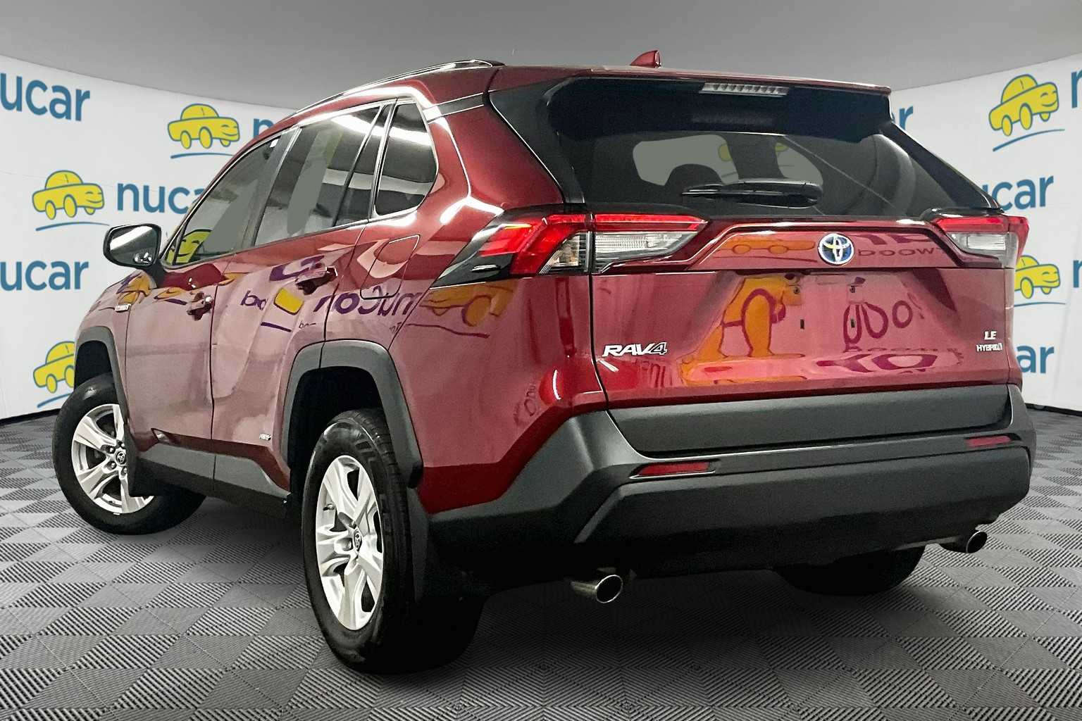 2021 Toyota RAV4 Hybrid LE - Photo 4