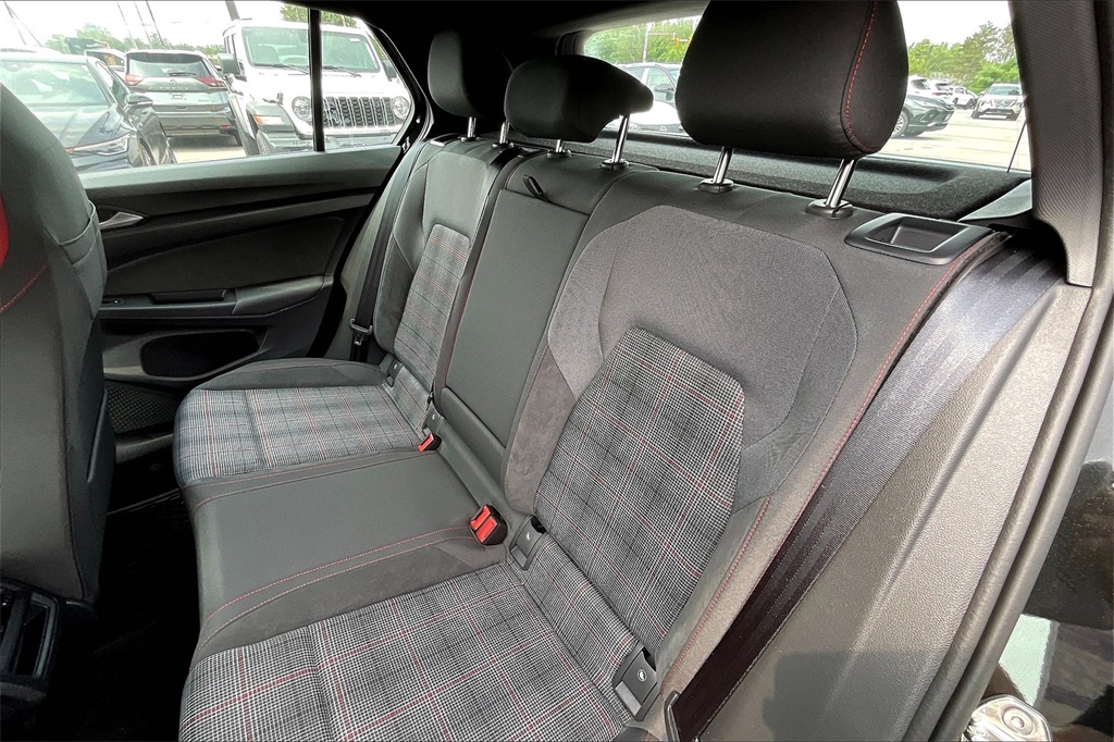 2025 Volkswagen Golf GTI 2.0T S - Photo 15