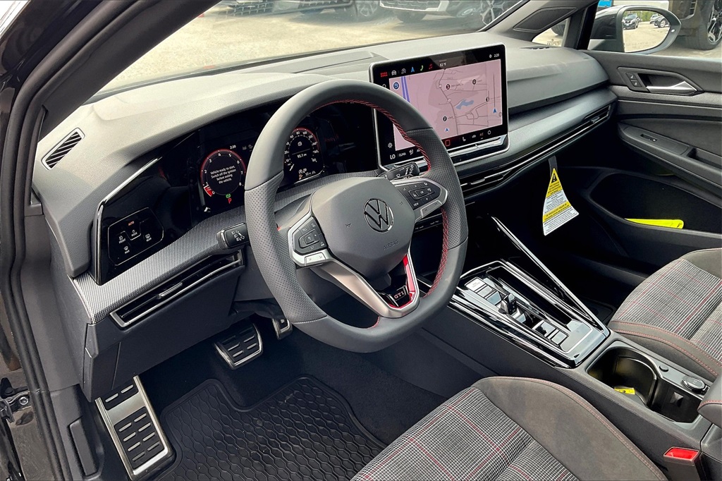 2025 Volkswagen Golf GTI 2.0T S - Photo 9