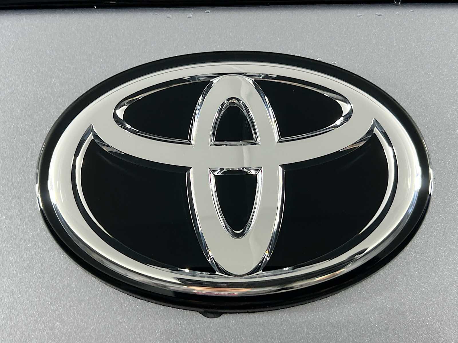 2025 Toyota GR86  - Photo 17