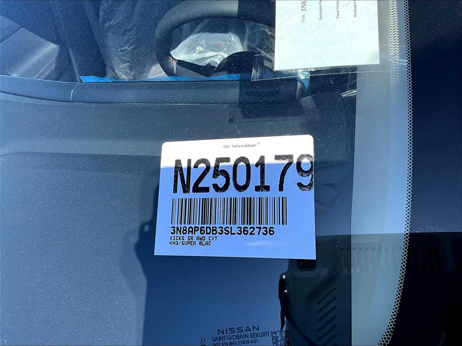 2025 Nissan Kicks SR - Photo 17