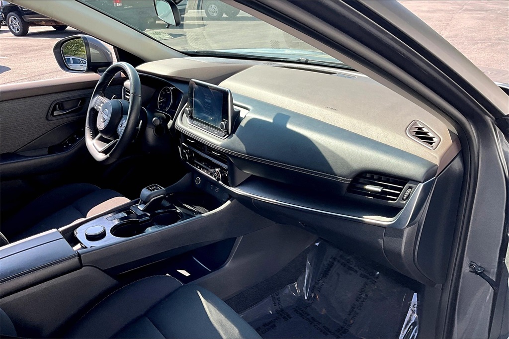 2023 Nissan Rogue S - Photo 14