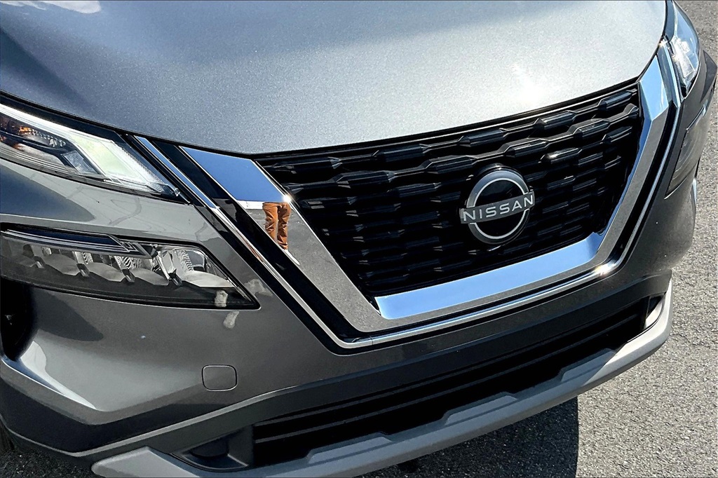 2023 Nissan Rogue S - Photo 28