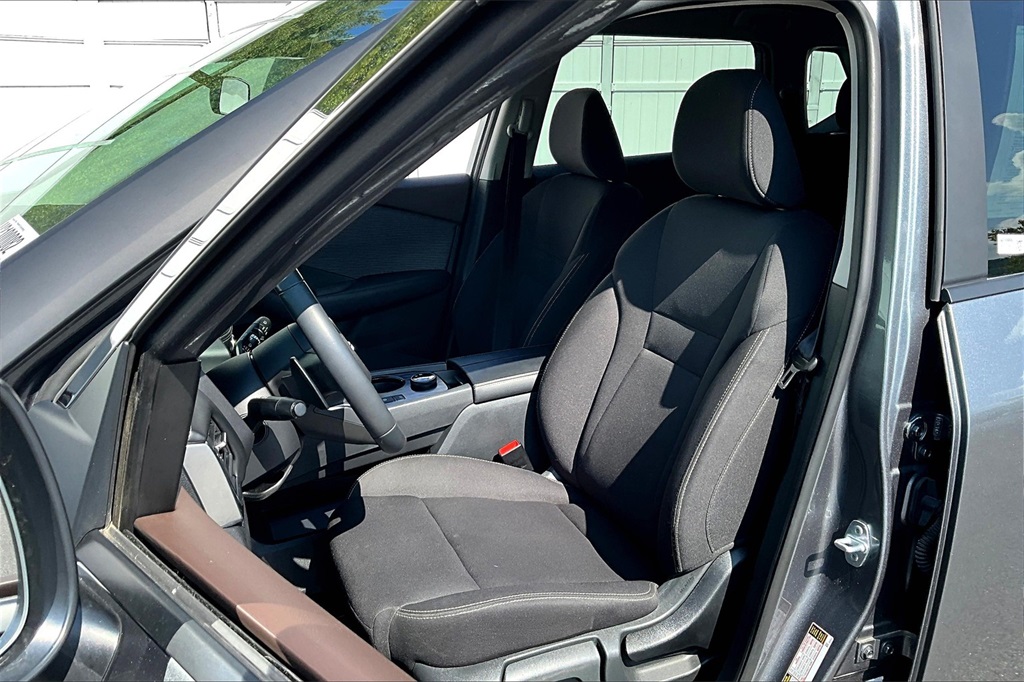 2023 Nissan Rogue S - Photo 10