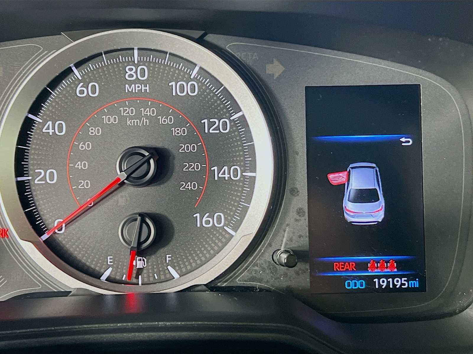 2022 Toyota Corolla SE - Photo 12