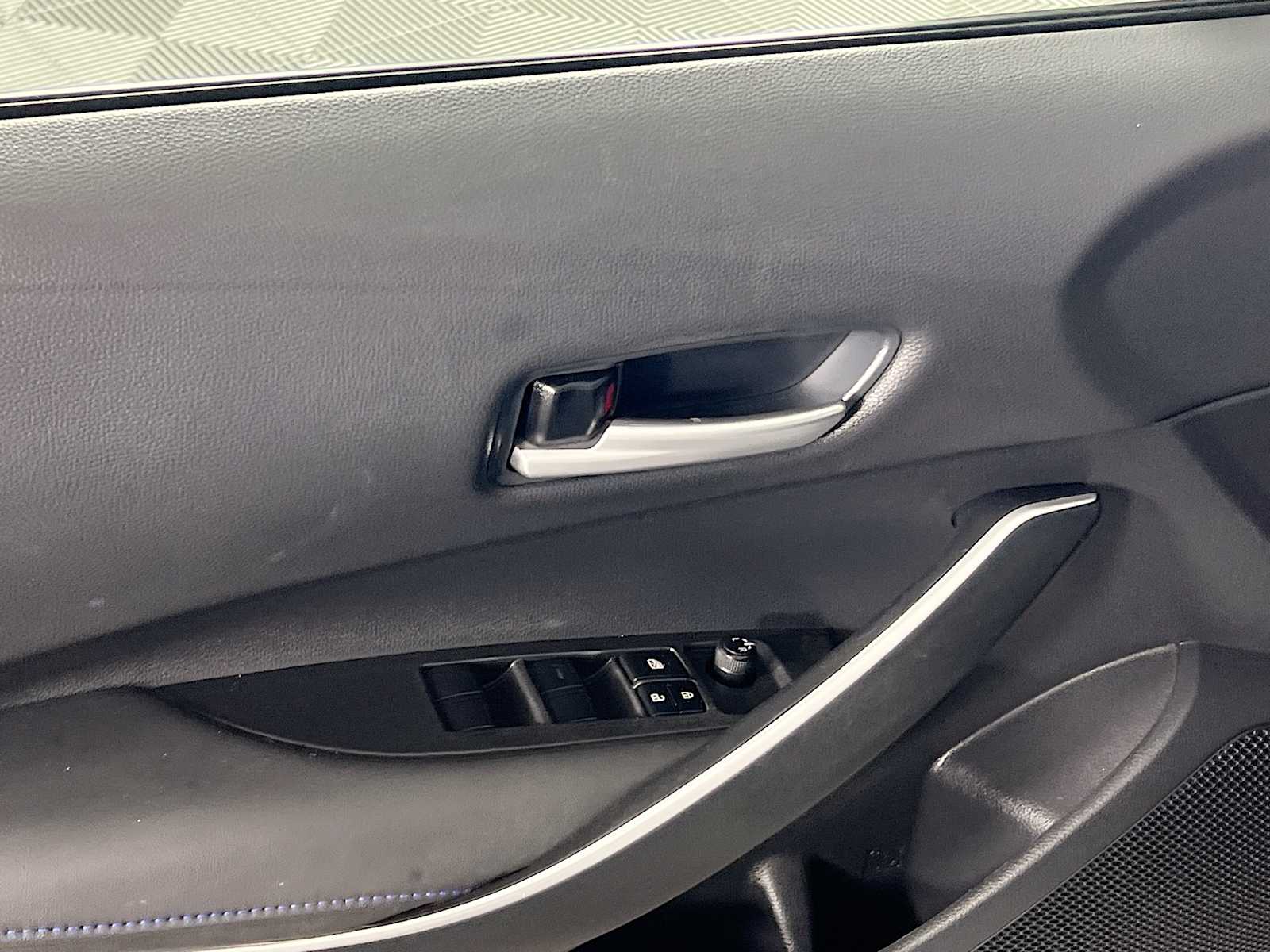2022 Toyota Corolla SE - Photo 17