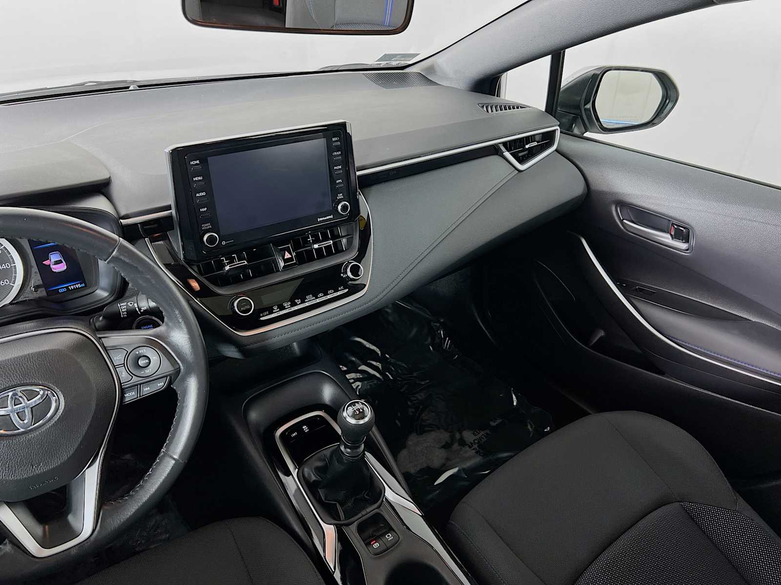 2022 Toyota Corolla SE - Photo 22