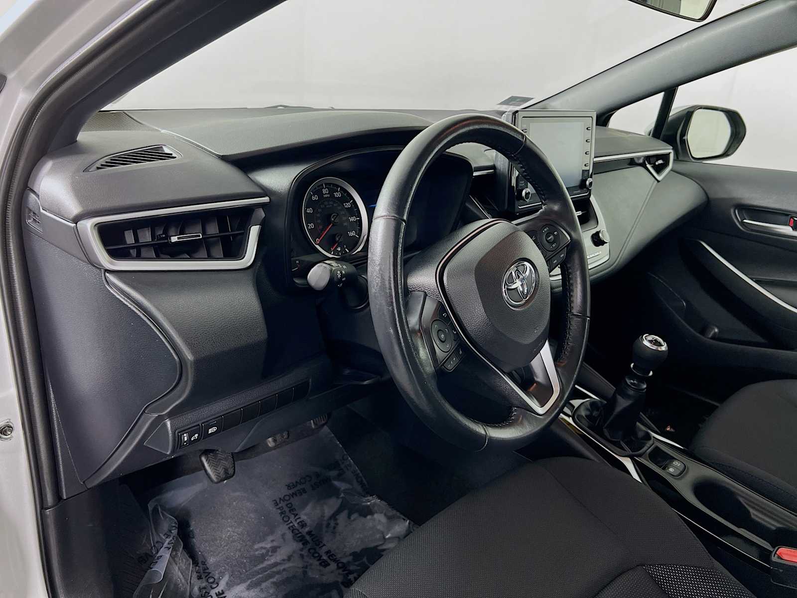 2022 Toyota Corolla SE - Photo 9