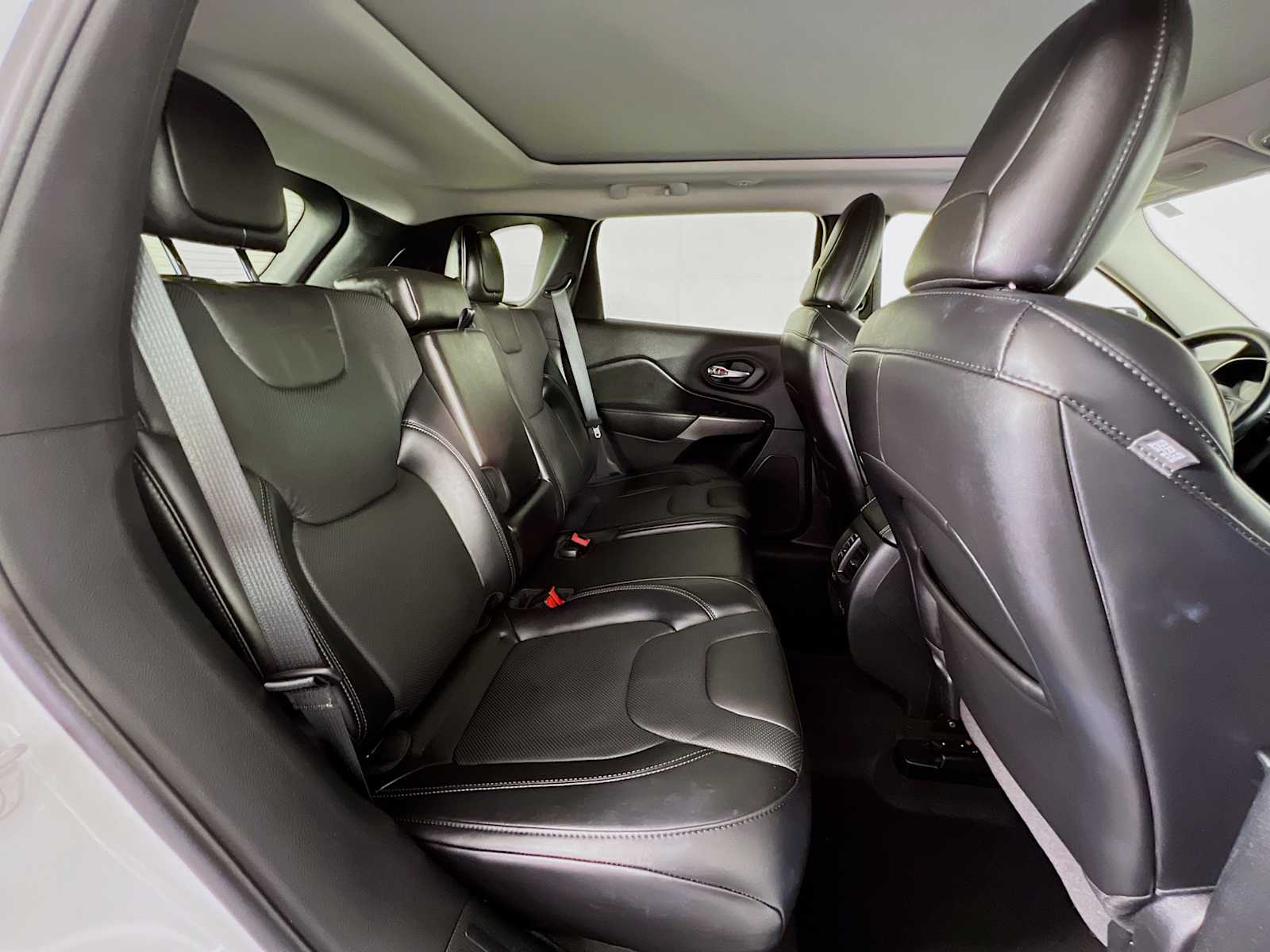 2021 Jeep Cherokee Limited - Photo 28
