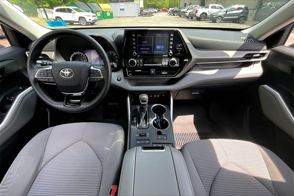 2021 Toyota Highlander L - Photo 22