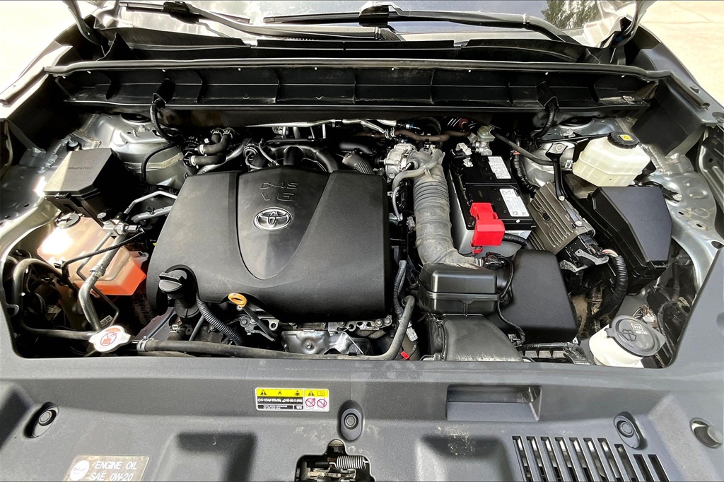 2021 Toyota Highlander L - Photo 29