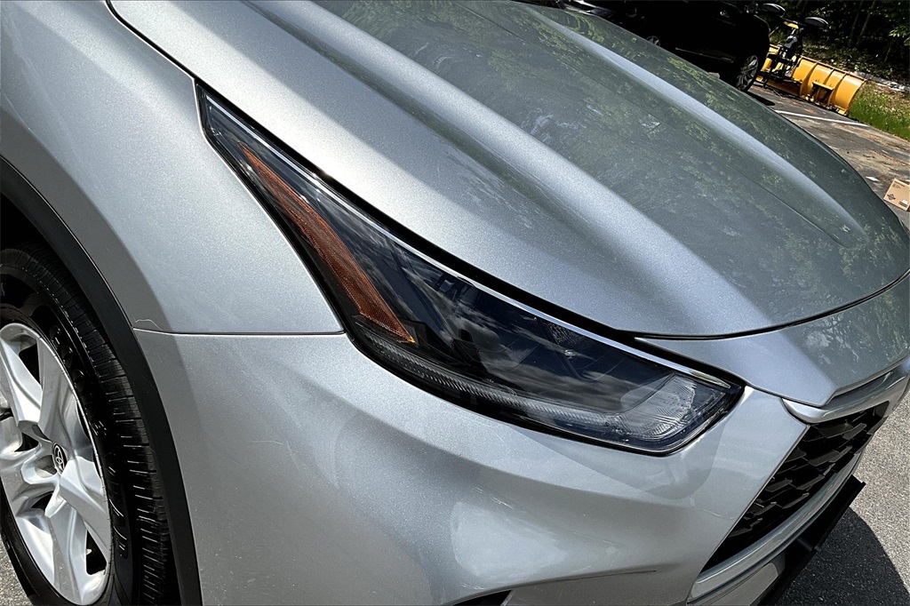 2021 Toyota Highlander L - Photo 32