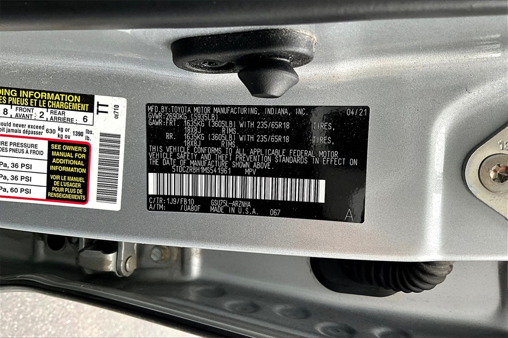 2021 Toyota Highlander L - Photo 6