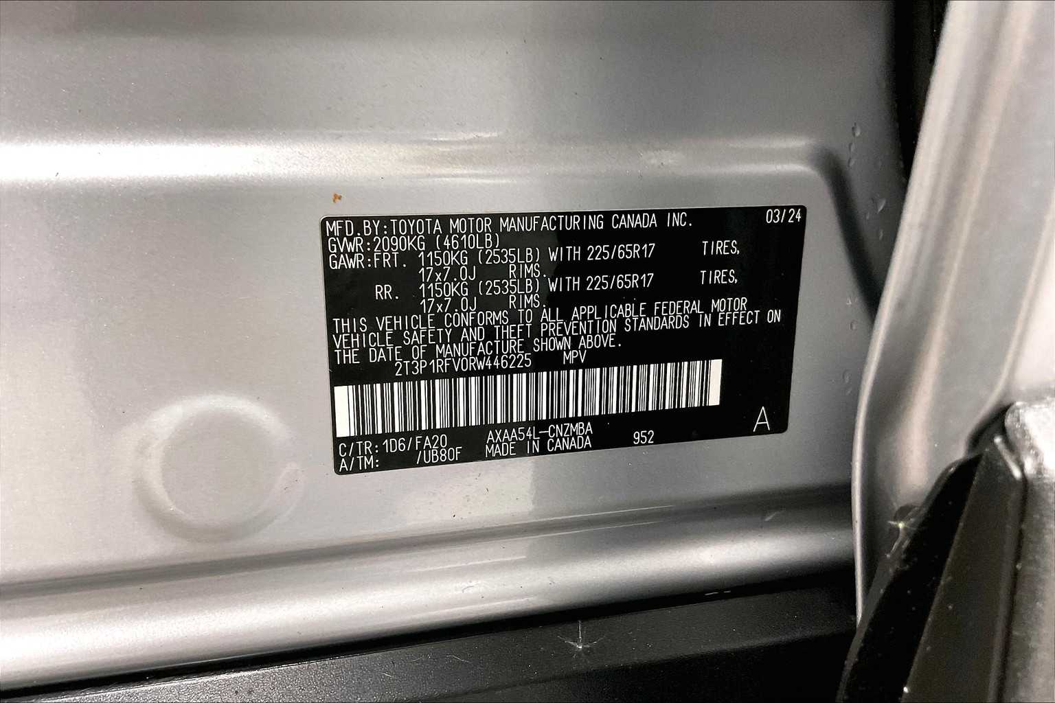 2024 Toyota RAV4 XLE - Photo 35