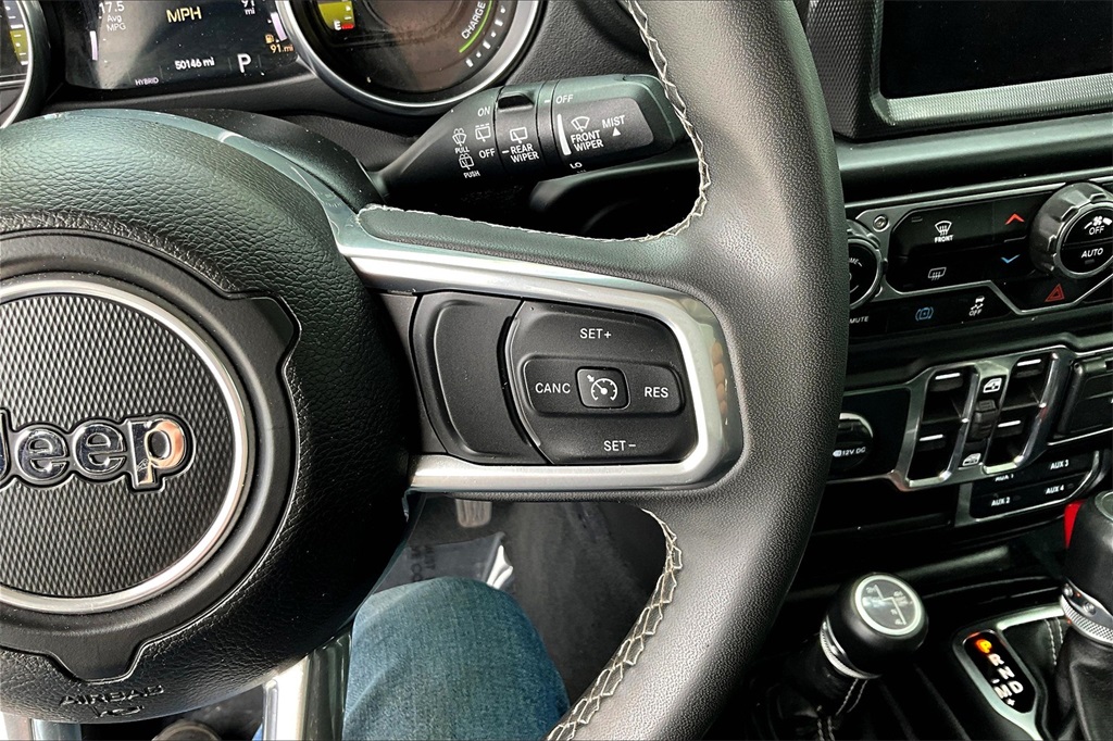 2023 Jeep Wrangler Sahara 4xe - Photo 24