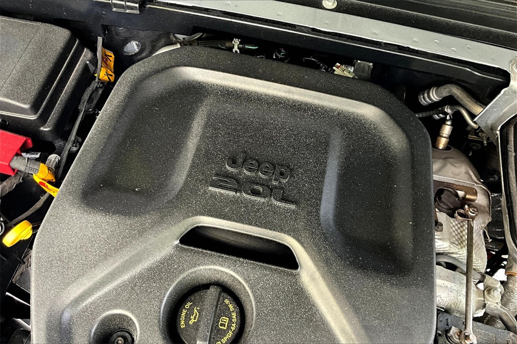 2023 Jeep Wrangler Sahara 4xe - Photo 35