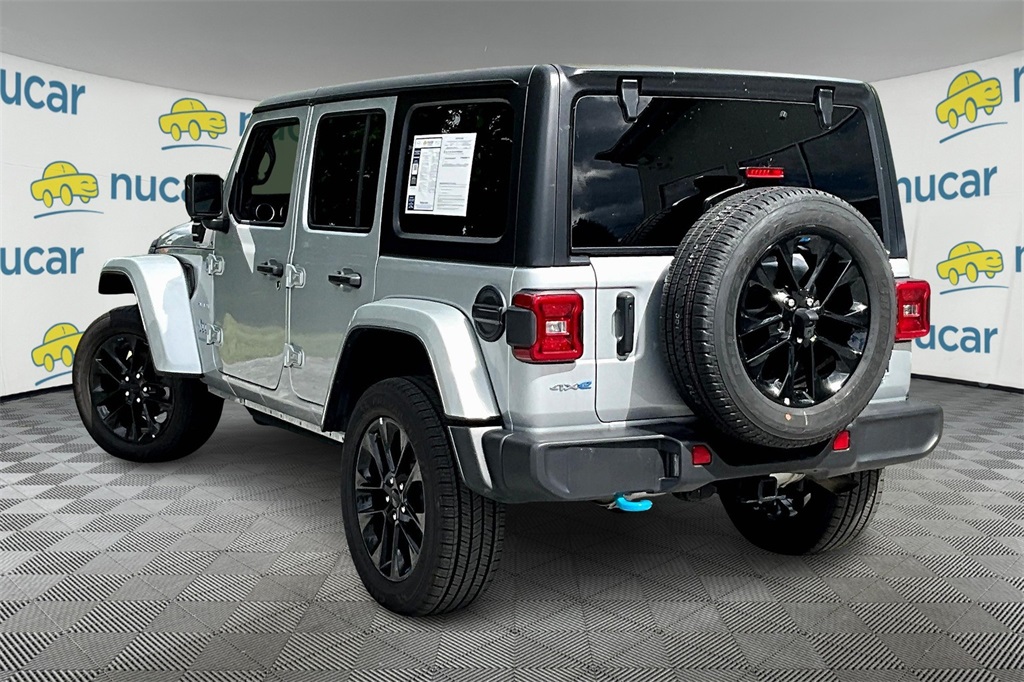 2023 Jeep Wrangler Sahara 4xe - Photo 4