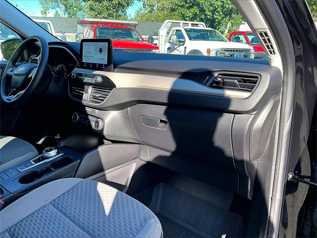 2022 Ford Escape SE - Photo 17