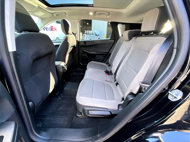 2022 Ford Escape SE - Photo 22