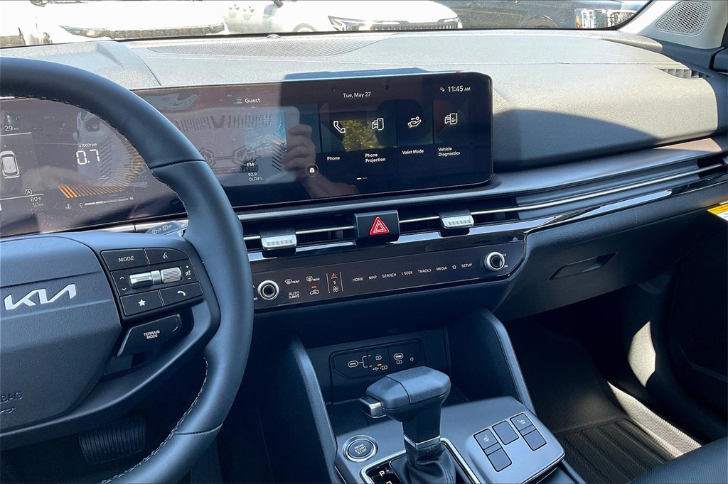 2026 Kia Sportage EX - Photo 13