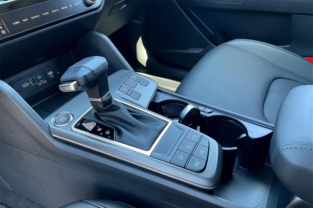 2026 Kia Sportage EX - Photo 14