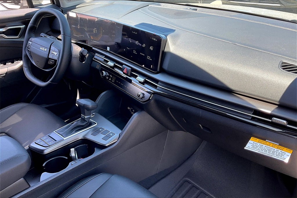 2026 Kia Sportage EX - Photo 10