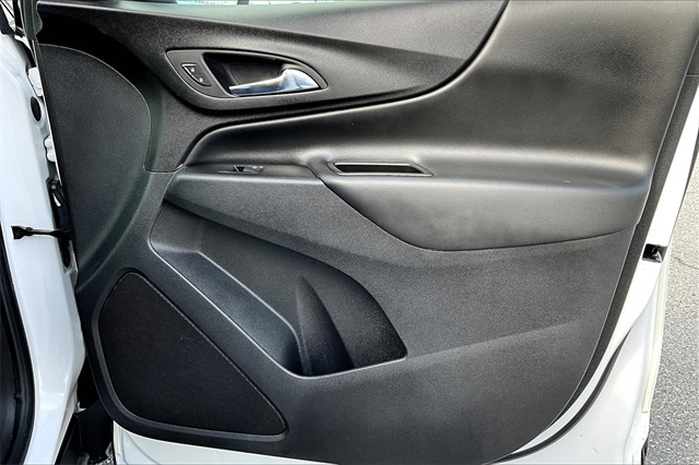2022 Chevrolet Equinox LT - Photo 12