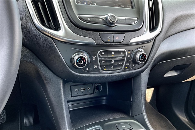 2022 Chevrolet Equinox LT - Photo 22
